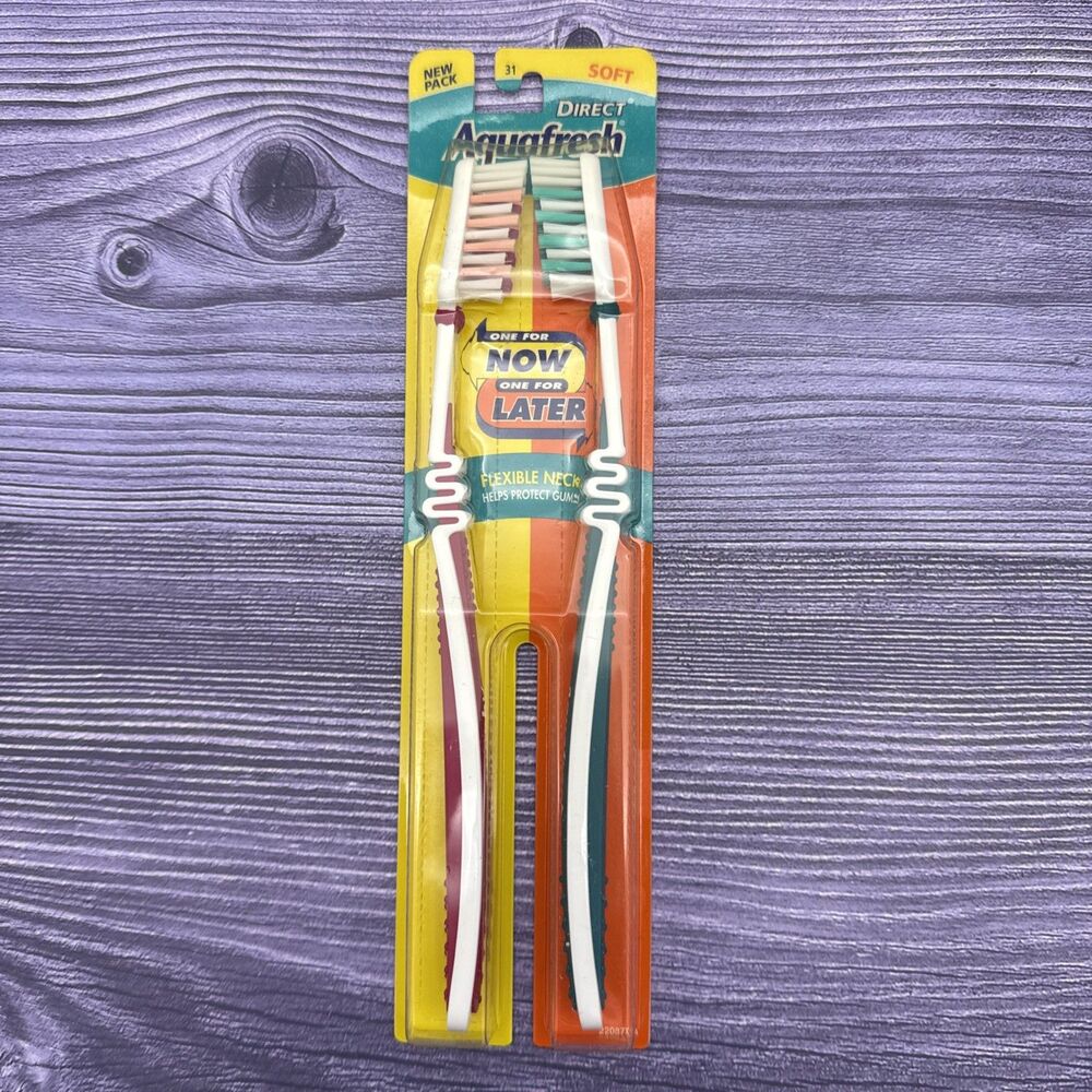2 Pack Vintage Aquafresh Direct Flexible Neck Soft Toothbrush #31 2002 NEW NOS
